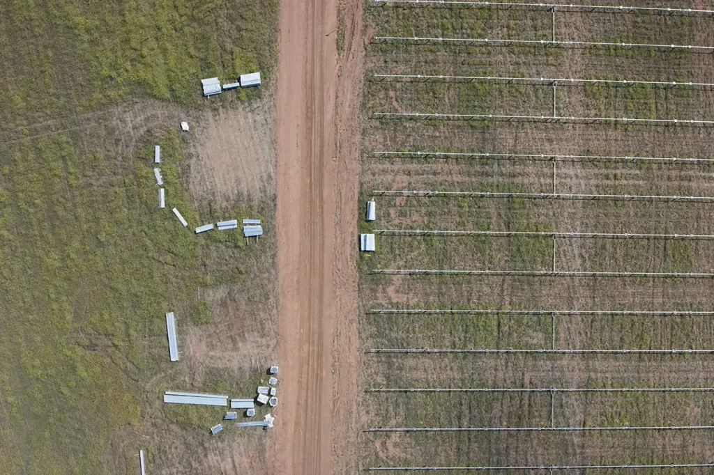 Monitoring or evolution of works and infrastructures with drones. Solar plant.