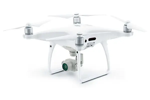 Imagen de Equipo dron dji phantom 4 pro cartografía y fotogrametría utilizada en los servicios profesionales de SG Solutions.