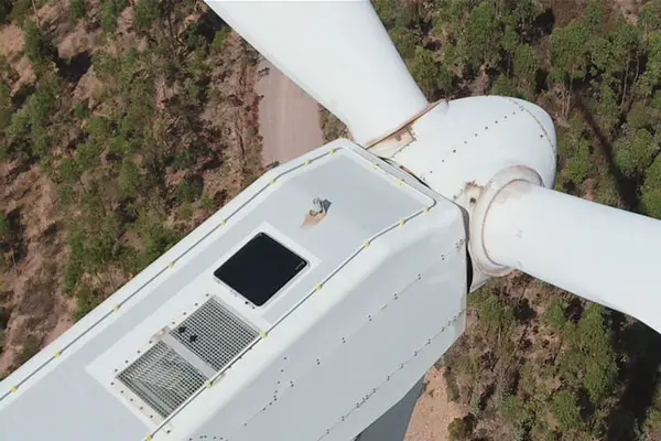 Imagen de Inspección Eólica termografía buje calentamiento mecánico utilizada en los servicios profesionales de SG Solutions.