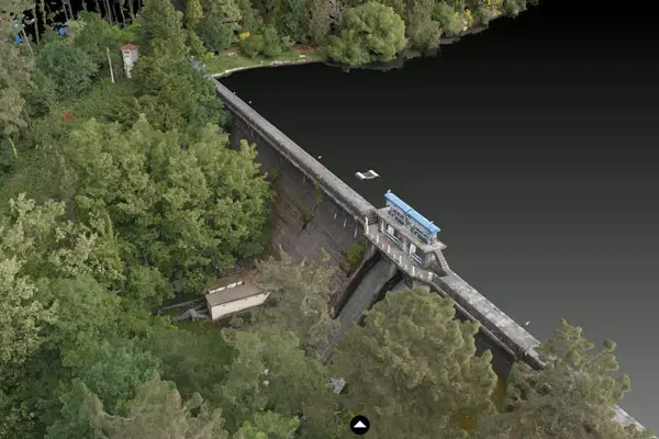 Imagen de Levantamiento fotogrametrico 3d dron presa abastecimiento agua utilizada en los servicios profesionales de SG Solutions.